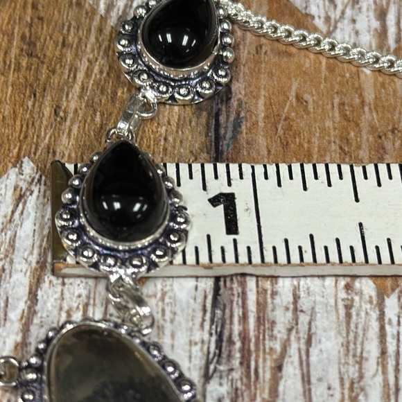 Apache Gold Jewelry Set - Picture 12 of 14